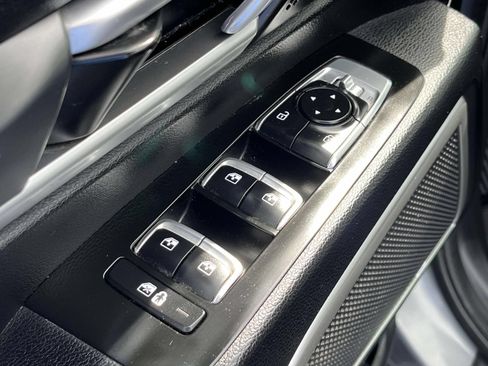 Used 2021 Kia Telluride S FWD image 29