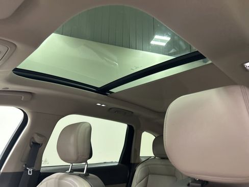 Used 2024 Lincoln Nautilus Premier w/ Equipment Group 102A image 29