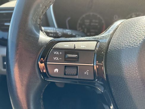 Certified 2025 Honda Pilot EX-L image 22