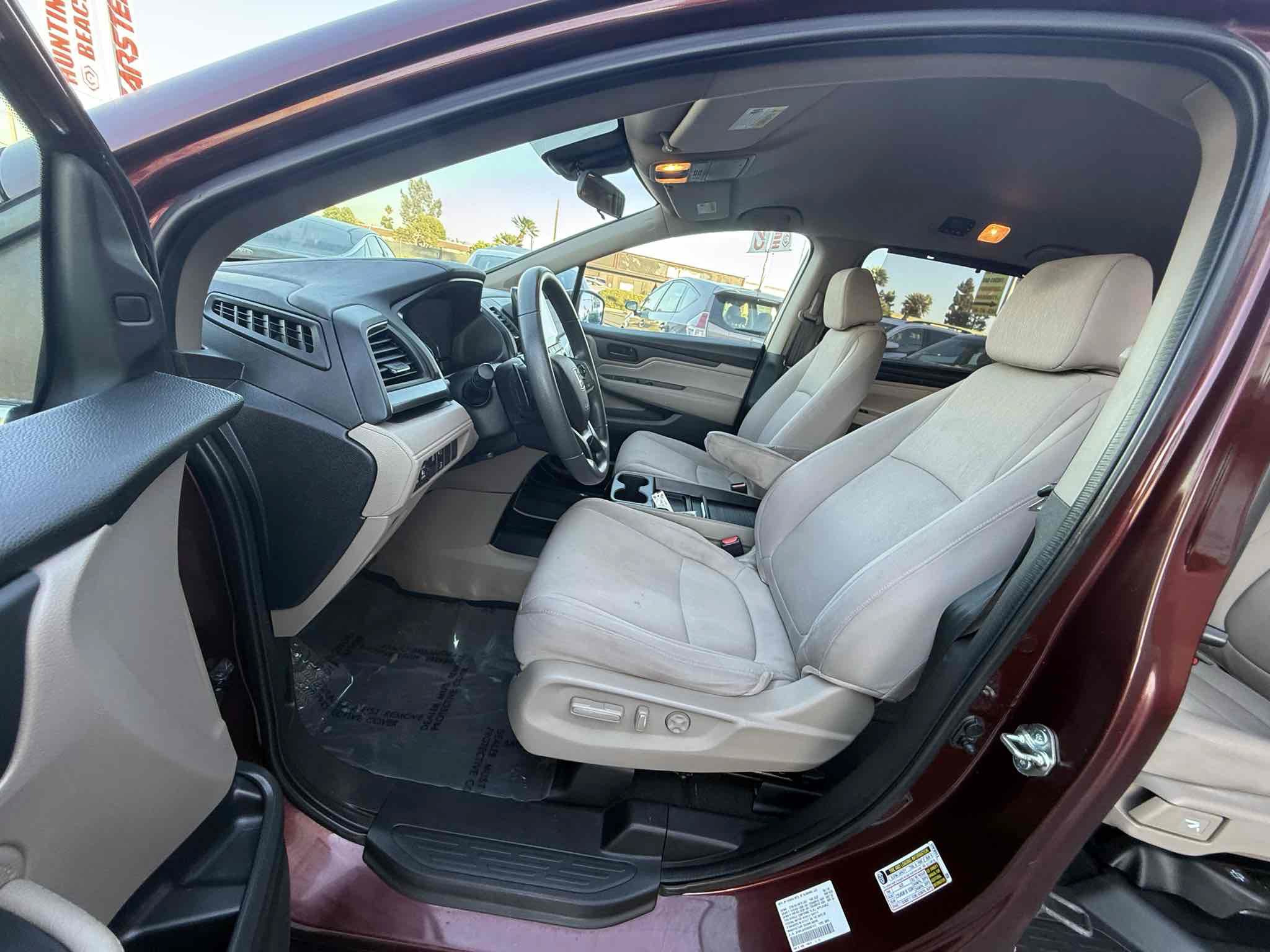 Used 2019 Honda Odyssey EX image 34