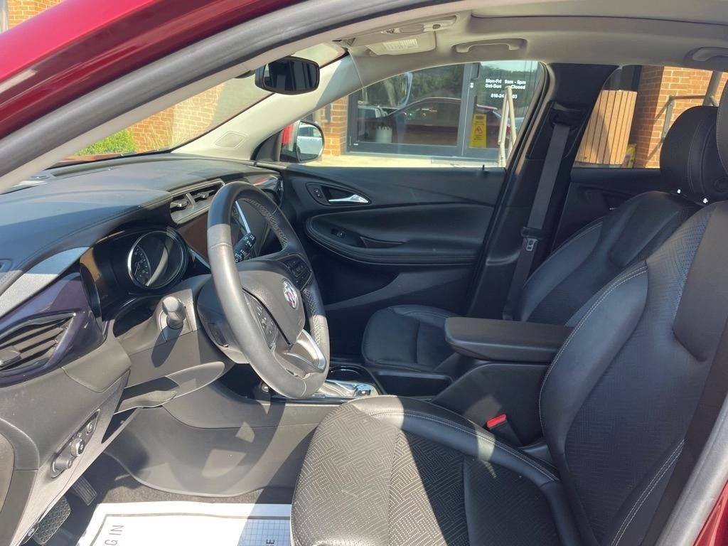 Used 2023 Buick Encore GX Essence w/ Experience Buick Package AWD/4WD image 9