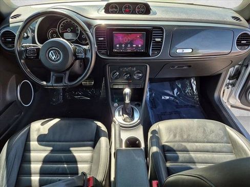 Used 2013 Volkswagen Beetle 2.0T FWD image 15