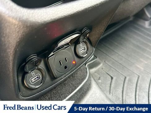 Used 2020 Hyundai Santa Fe Limited AWD/4WD image 28