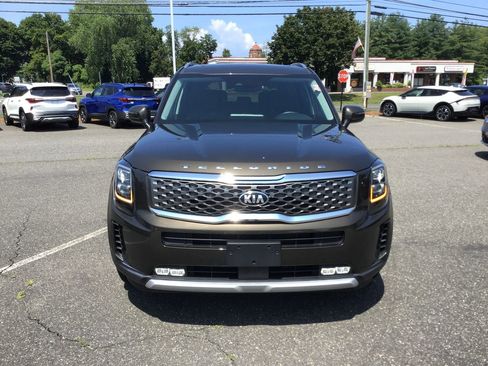 Used 2021 Kia Telluride EX image 3