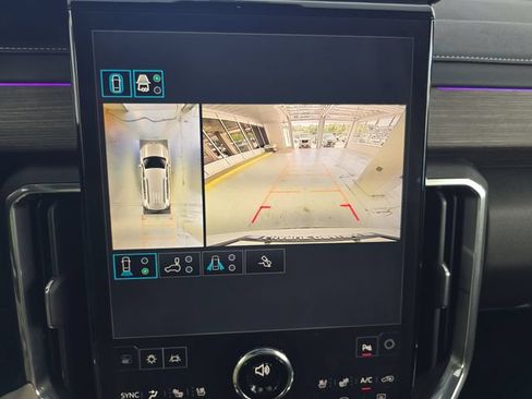 Certified 2026 GMC Acadia Denali w/ Super Cruise Package AWD/4WD image 17