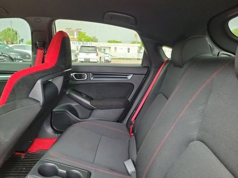 Used 2024 Honda Civic Type R image 11