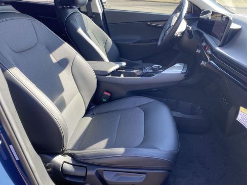 New 2025 Kia EV6 Light w/ Light LR Technology Package RWD image 25