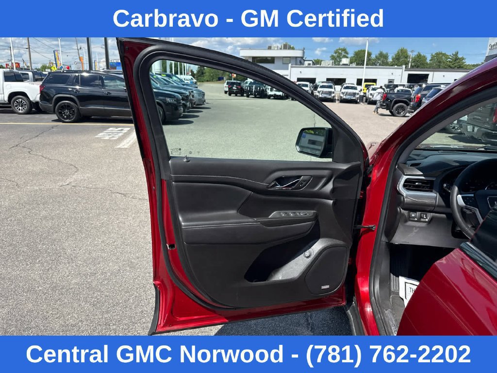 Certified 2023 GMC Acadia SLT w/ Elevation Edition AWD/4WD image 12