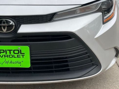 Used 2024 Toyota Corolla LE FWD image 8