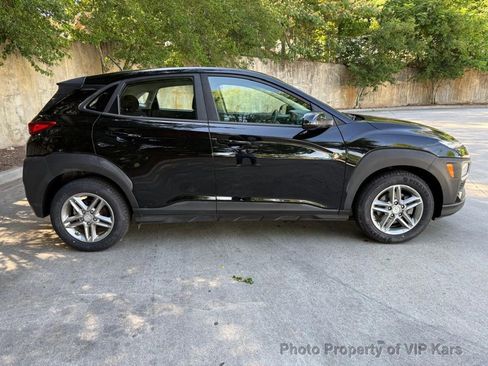 Used 2019 Hyundai Kona SE FWD image 4