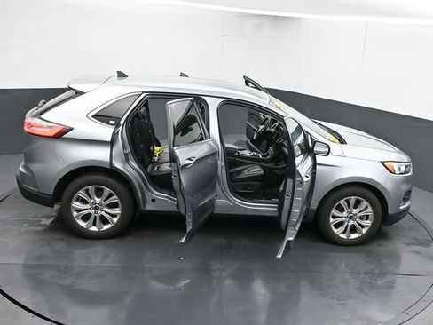 Used 2022 Ford Edge Titanium image 46