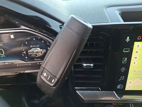 Certified 2025 Chevrolet Silverado 1500 LT image 14