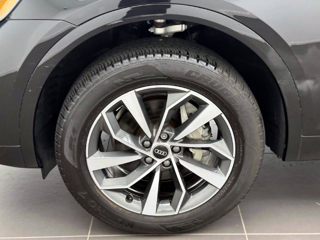 Certified 2023 Audi Q5 2.0T Premium w/ Convenience Package AWD/4WD image 8