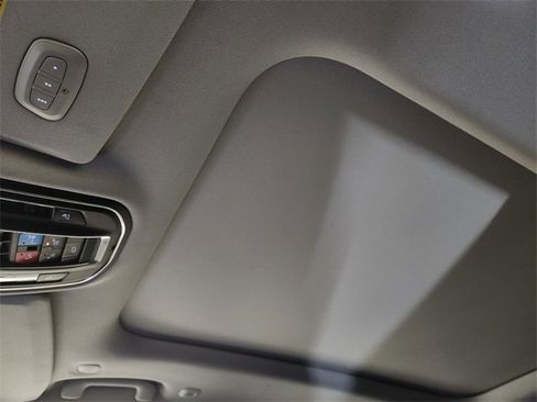 Used 2022 Jeep Grand Cherokee L Limited image 26