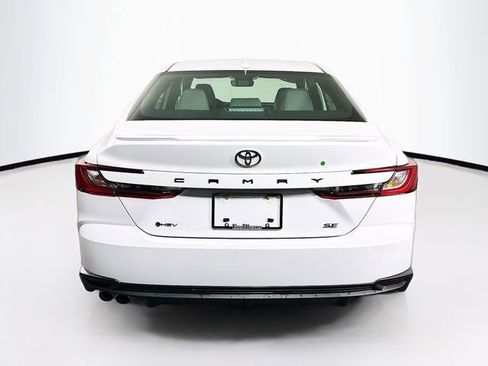 New 2026 Toyota Camry SE image 18