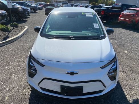 Used 2023 Chevrolet Bolt LT image 3