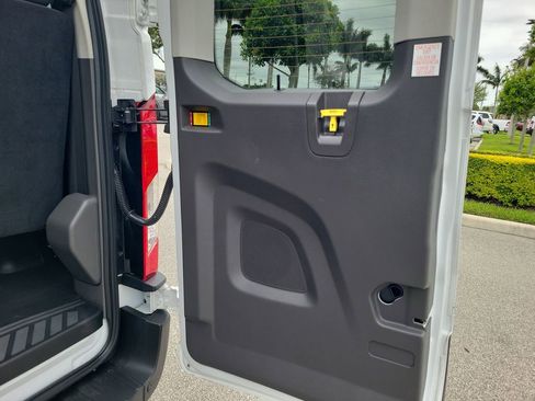 Used 2023 Ford Transit 350 XLT image 16