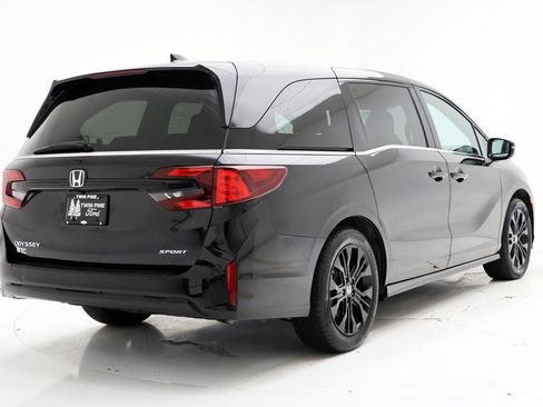 Used 2025 Honda Odyssey Sport-L image 8