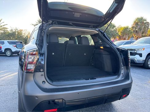 Used 2025 Nissan Kicks S image 20