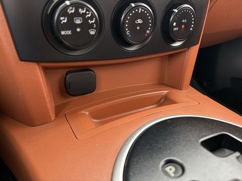 Used 2006 MAZDA MX-5 Miata Grand Touring image 18