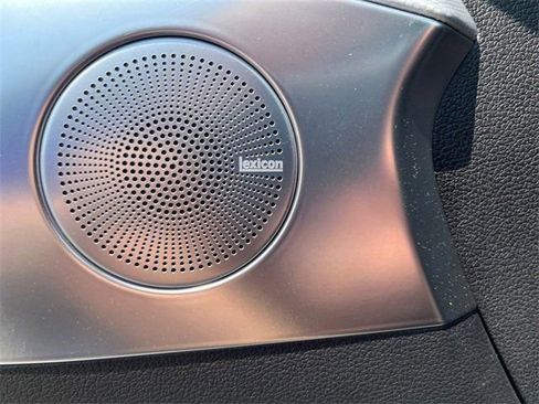 Used 2026 Genesis G70 2.5T Prestige image 21