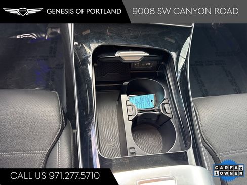 Used 2025 Mercedes-Benz C 300 4MATIC Sedan image 24