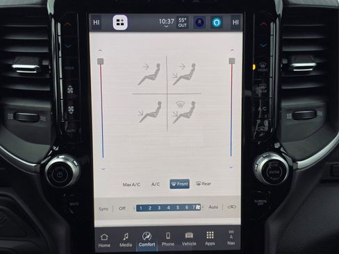 New 2026 RAM 3500 Big Horn AWD/4WD image 37