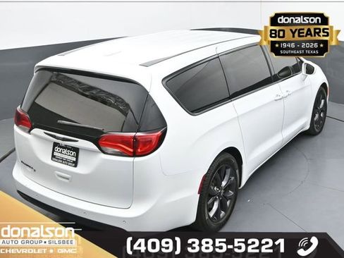 Used 2019 Chrysler Pacifica Touring Plus w/ S Appearance Package image 22