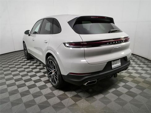 New 2026 Porsche Cayenne AWD/4WD image 3