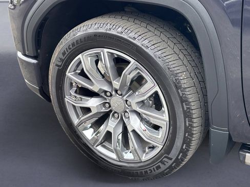 Used 2024 GMC Sierra 1500 Denali AWD/4WD image 10