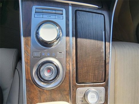 Used 2024 Genesis GV80 3.5T w/ Advanced Package image 21