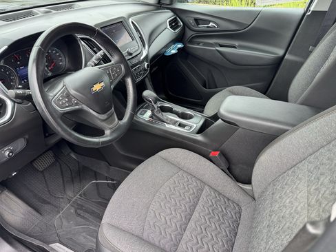 Certified 2022 Chevrolet Equinox LT w/ Driver Convenience Package AWD/4WD image 9