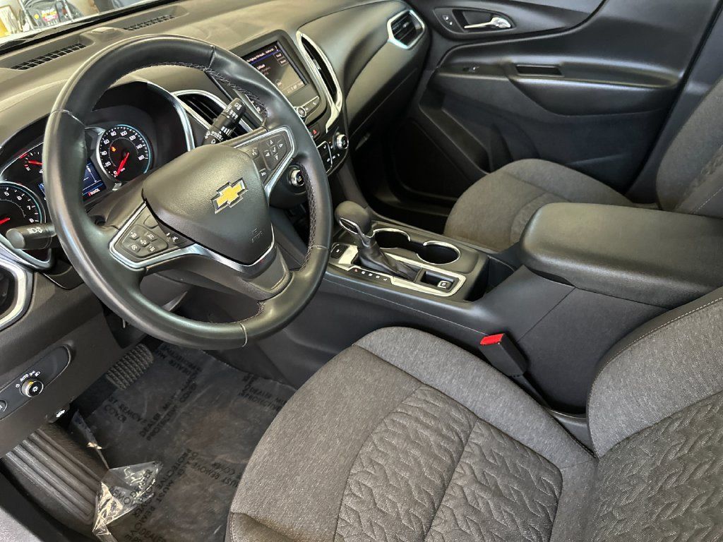 Used 2024 Chevrolet Equinox LT AWD/4WD image 9