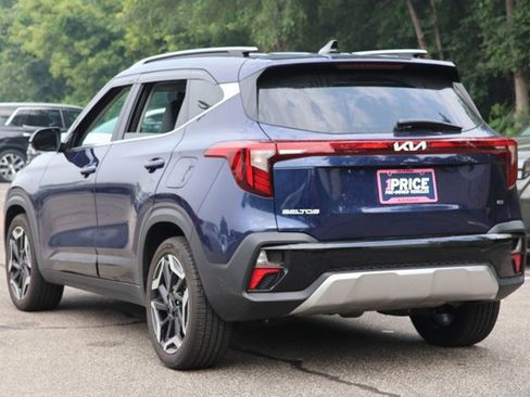 Used 2024 Kia Seltos SX w/ SX Sunroof Package AWD/4WD image 7
