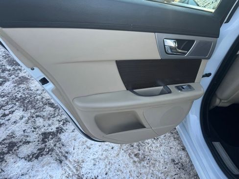 Used 2013 Jaguar XF 3.0 image 25