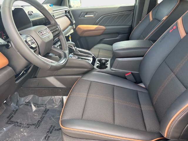 New 2026 GMC Canyon AT4 AWD/4WD image 18