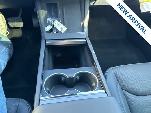 Used 2025 Tesla Model 3 Long Range RWD image 24