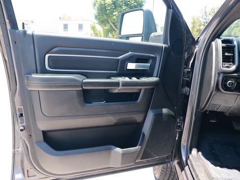 Used 2025 RAM 2500 Big Horn AWD/4WD image 16