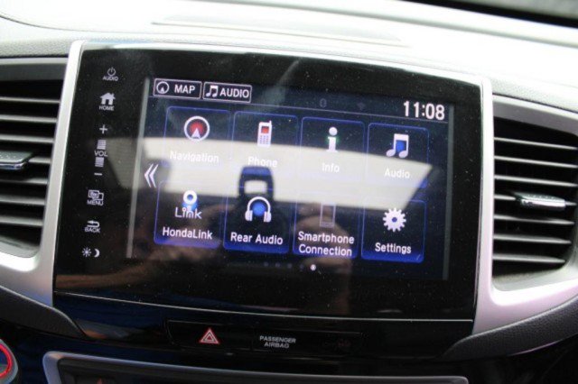 Used 2017 Honda Pilot Elite image 34