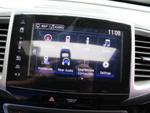 Used 2017 Honda Pilot Elite image 34