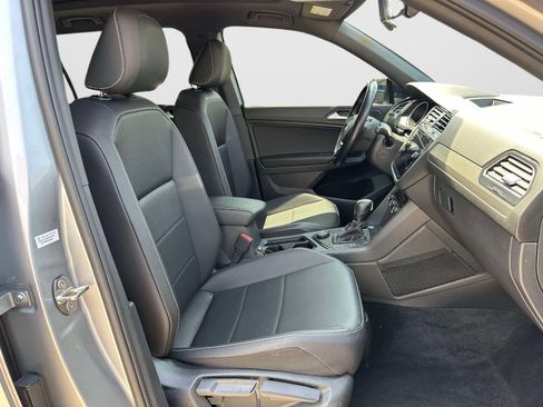 Used 2021 Volkswagen Tiguan SE R-Line w/ 3rd Row Seat Package AWD/4WD image 10