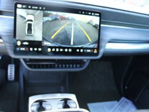 Used 2023 Rivian R1T Adventure image 18