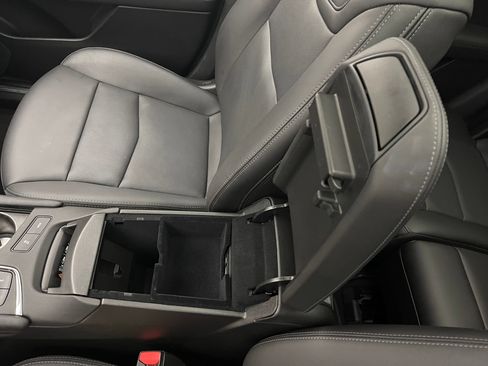 Used 2023 Cadillac XT5 Premium Luxury FWD image 34