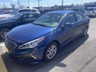 Used 2017 Hyundai Sonata SE w/ Cargo Package