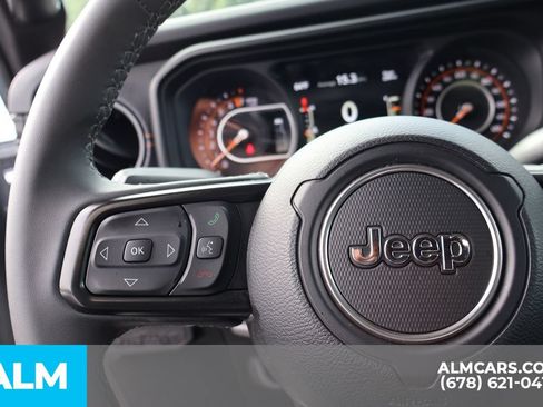 Used 2026 Jeep Gladiator Mojave AWD/4WD image 30