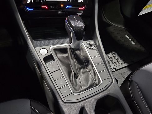 New 2026 Volkswagen Jetta SE FWD image 15