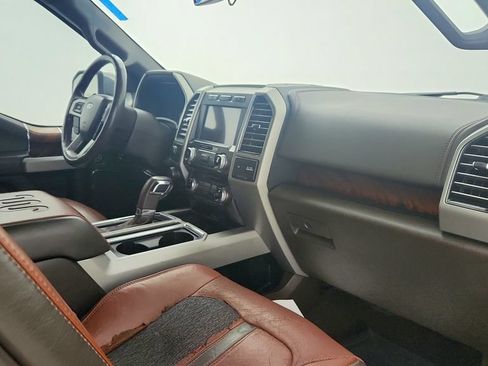 Used 2018 Ford F150 King Ranch w/ Equipment Group 601A Luxury AWD/4WD image 56
