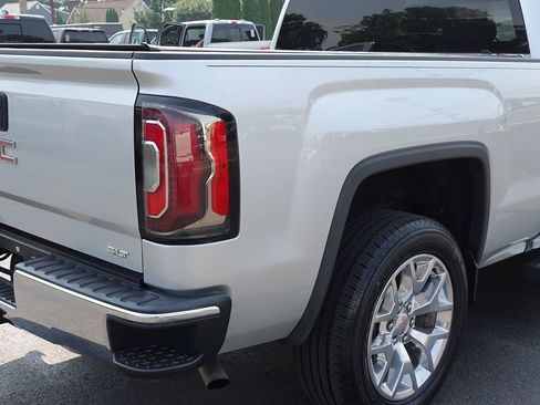 Used 2017 GMC Sierra 1500 SLT w/ SLT Premium Package AWD/4WD image 11