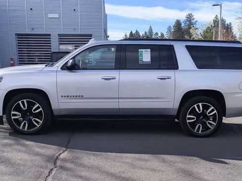 Used 2019 Chevrolet Suburban Premier image 5
