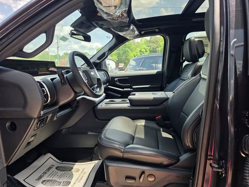 New 2026 Ford Expedition Platinum AWD/4WD image 3